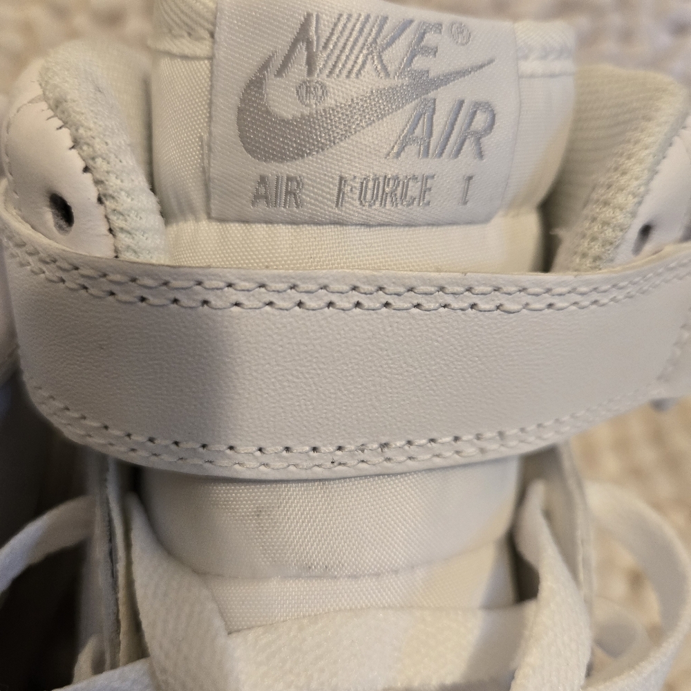 Size 12 - Nike Air Force 1 '07 Mid White Silver - Picture 9 of 11